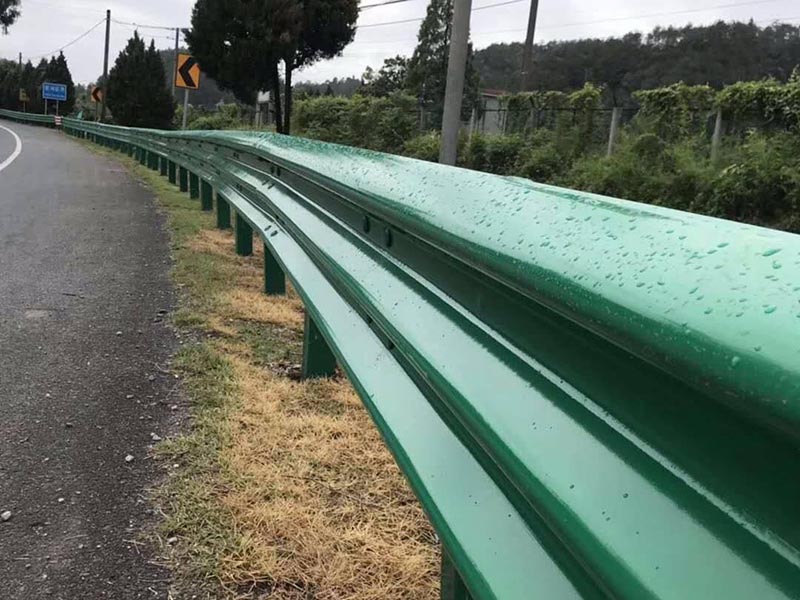 三波護(hù)欄板