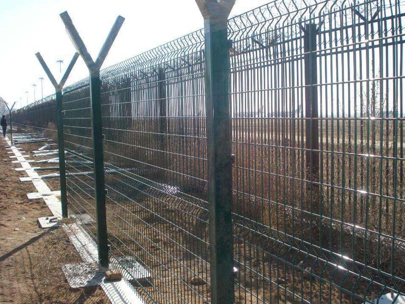 機(jī)場護(hù)欄網(wǎng)圖片