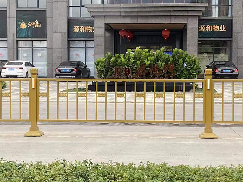 黃金道路護欄規格