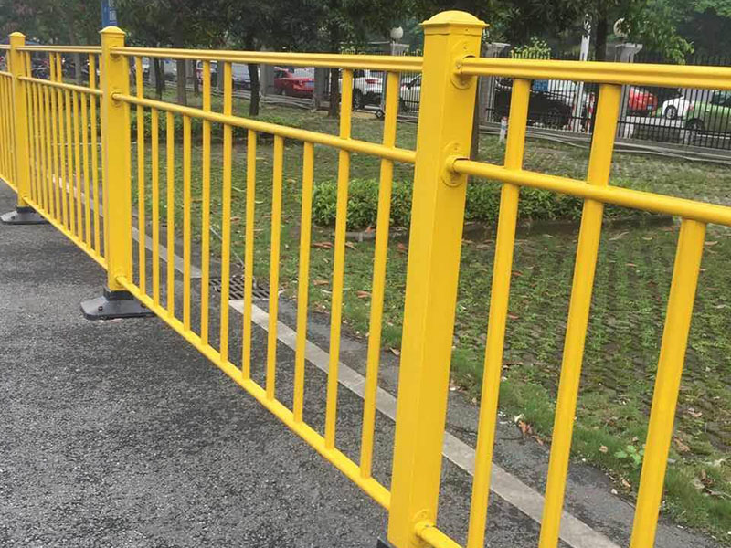 市政道路護(hù)欄規(guī)格