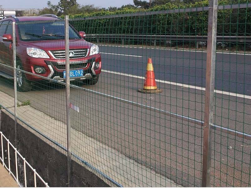 浸塑荷蘭網規(guī)格