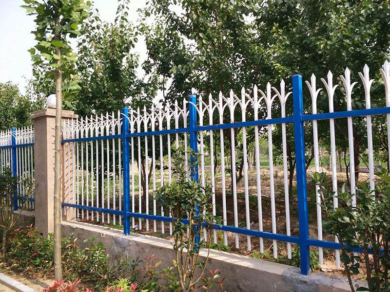 防攀爬鋅鋼護欄介紹