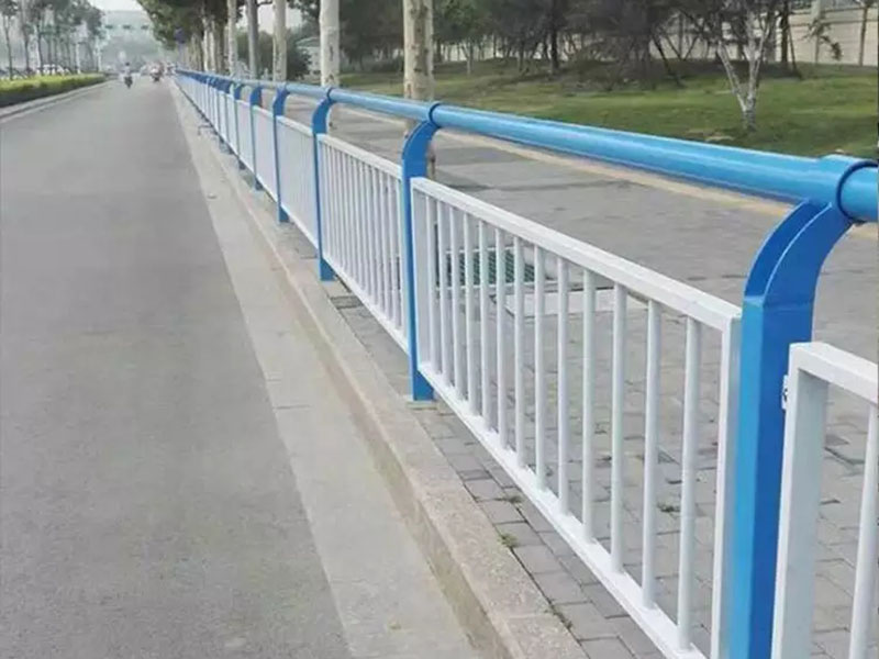 新型便道護(hù)欄