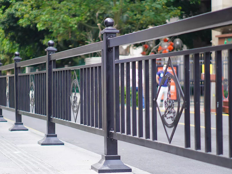 新型便道護(hù)欄